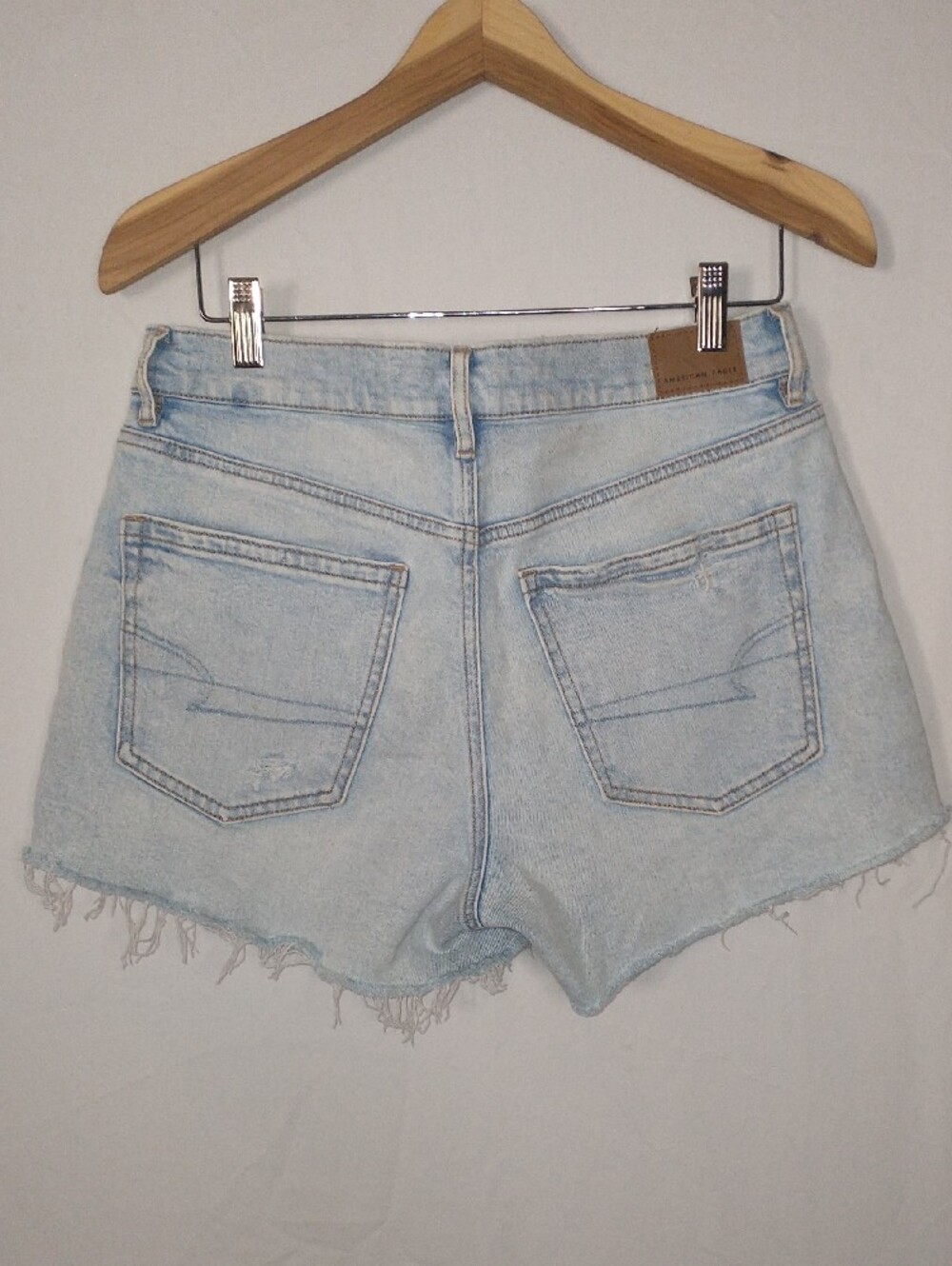 American Eagle Outfitters Light Blue Distressed Denim Shorts Size 6 - Picture 3 of 5